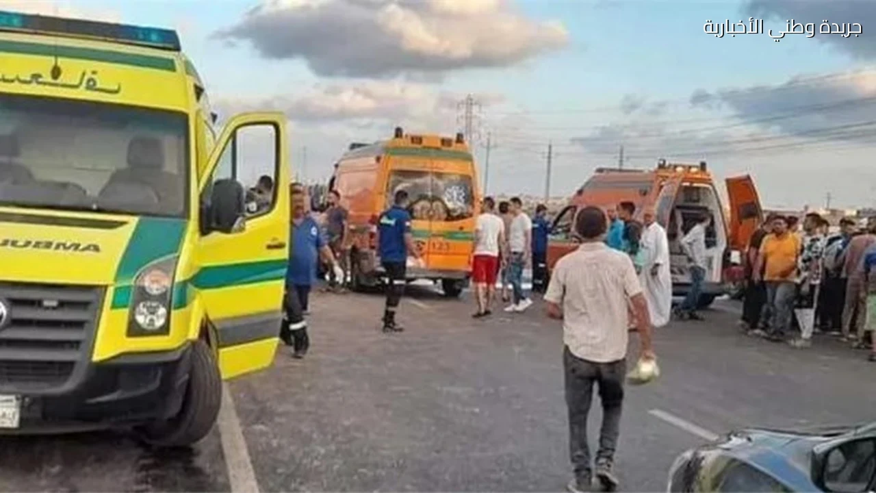 إصابة 15 شخصا في انقلاب ميكروباص على طريق الداخلة – الفرافرة بالوادي الجديد
