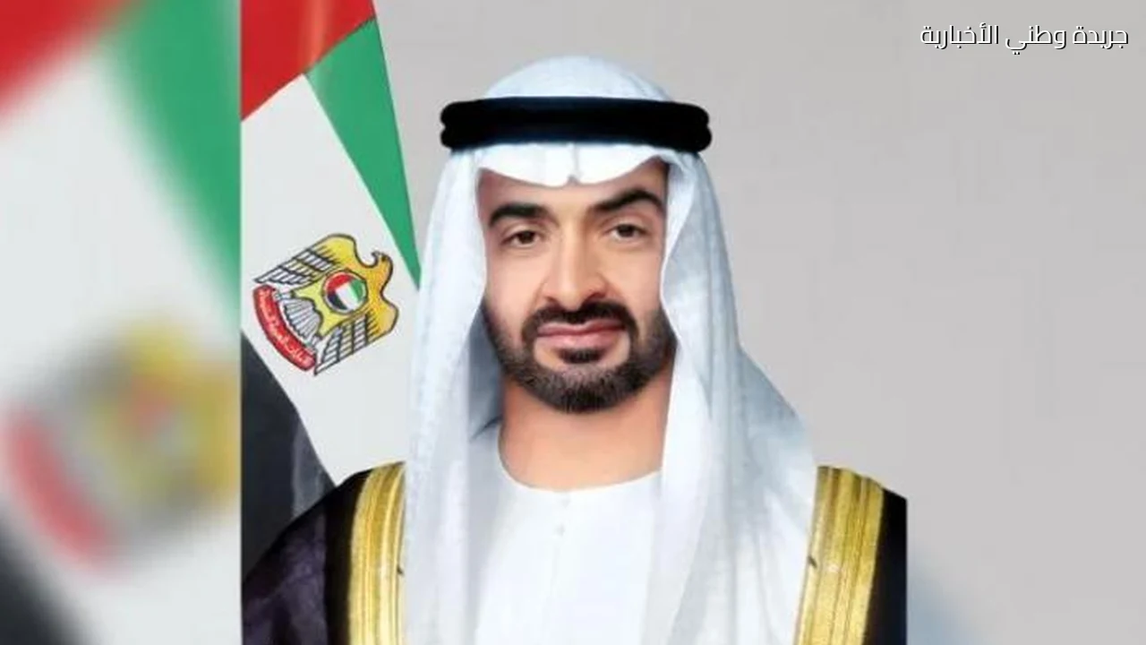 محمد بن زايد في مقدمة مستقبليه ماكرون يصل إلى الإمارات في زيارة رسمية