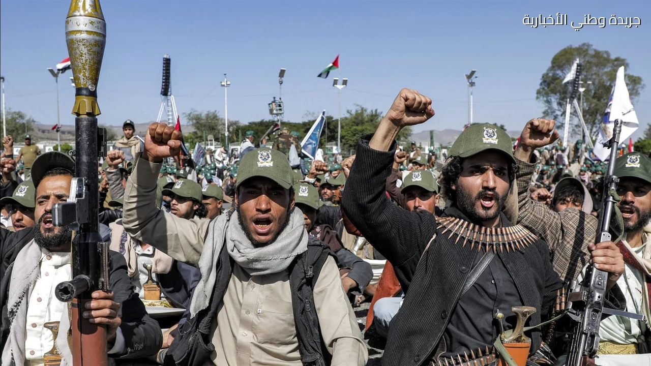 مستشار وزير الدفاع اليمني إيران تقف وراء المشروع العسكري للحوثيين في اليمن